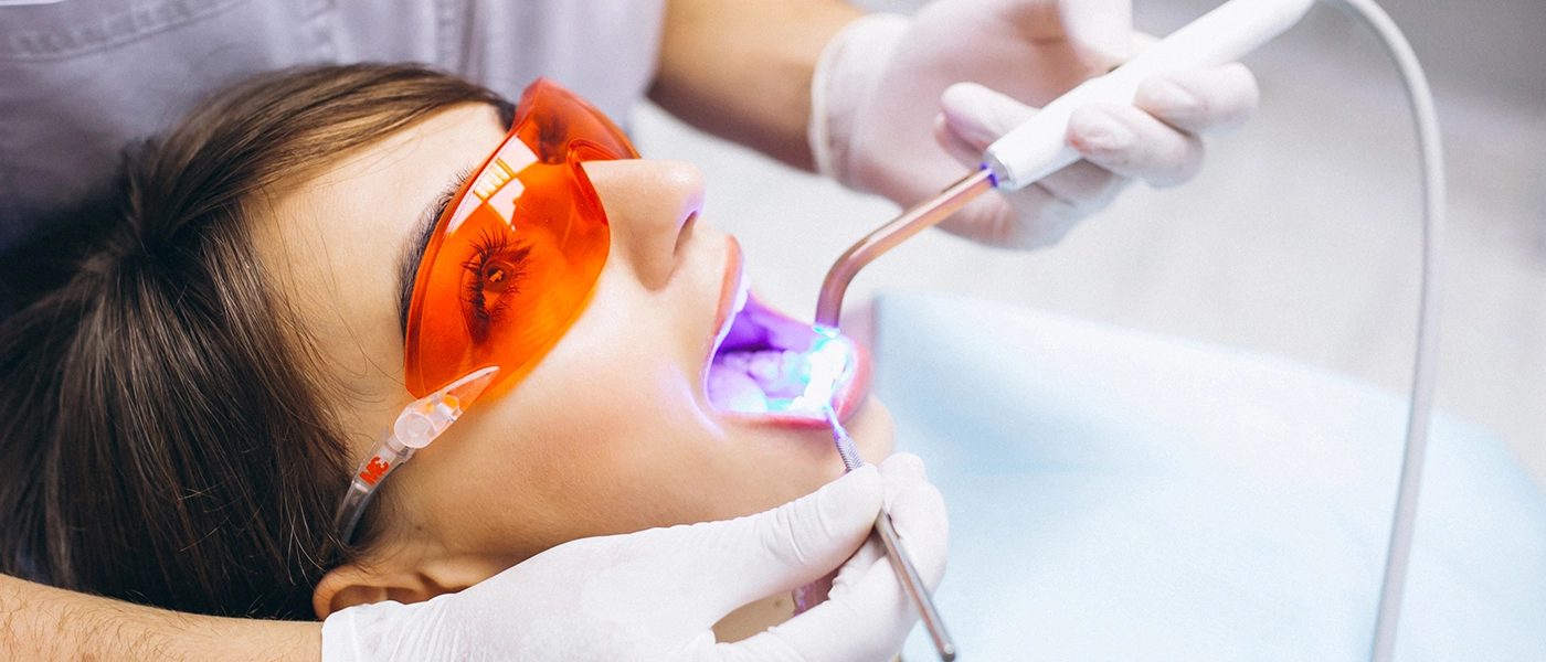 Teeth whitening page banner image